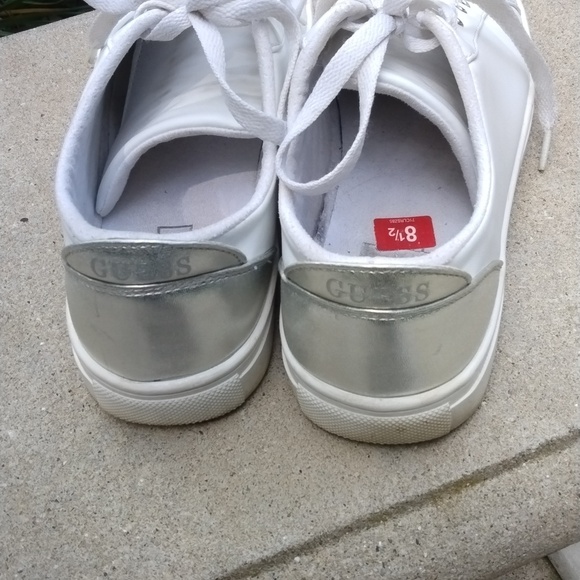 Guess Leather White and Silver Sneakers Size 8.5 - Picture 3 of 8